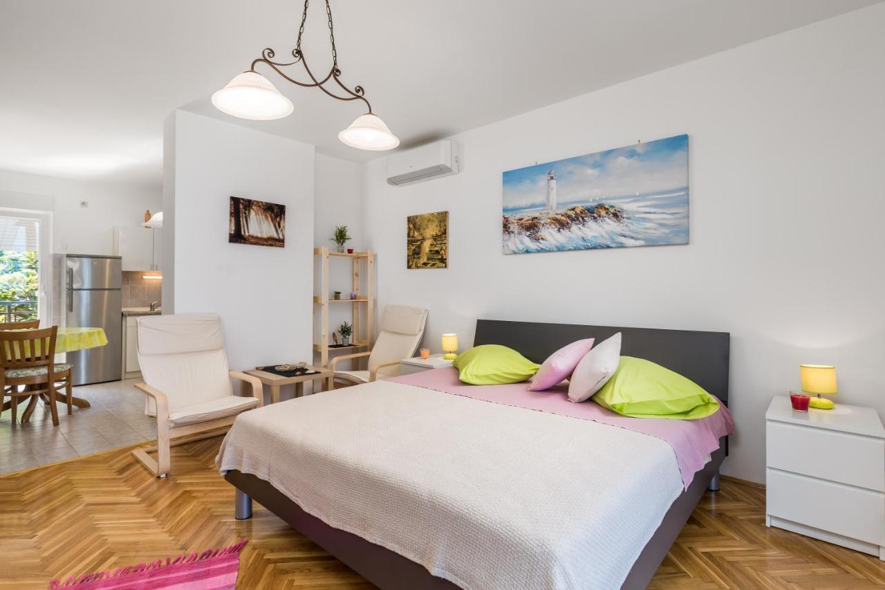 Apartmani Hrvatin Опатия Екстериор снимка