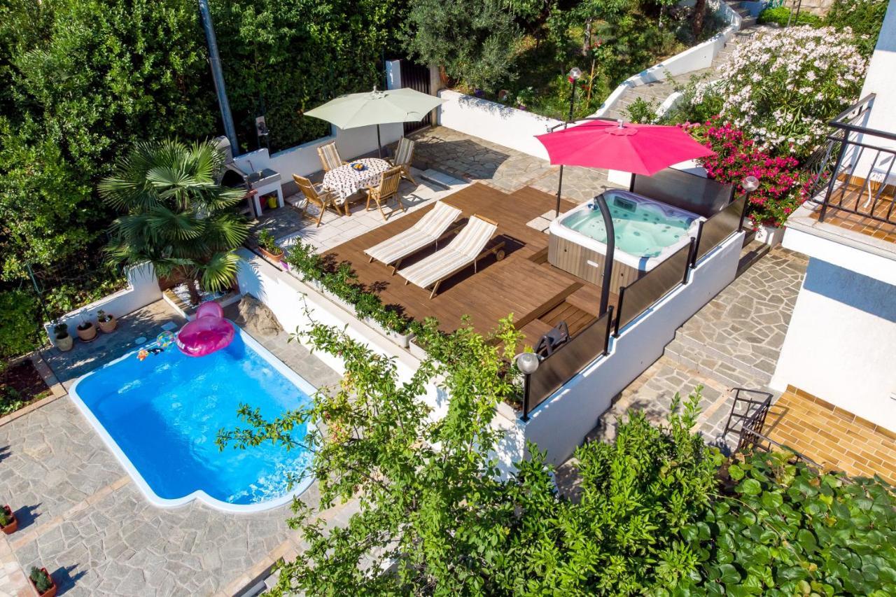 Apartmani Hrvatin Опатия Екстериор снимка