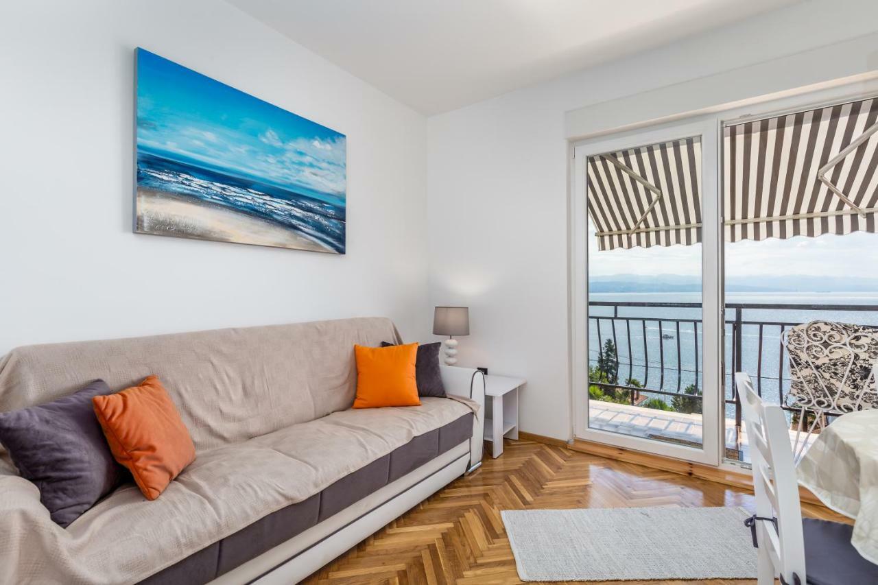 Apartmani Hrvatin Опатия Екстериор снимка